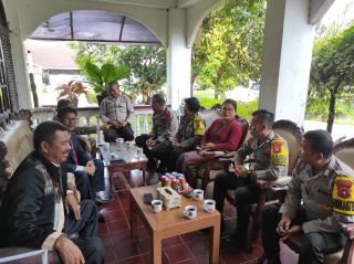 Minggu Kasih Polresta Pekanbaru di Gereja HKBP Hangtuah 